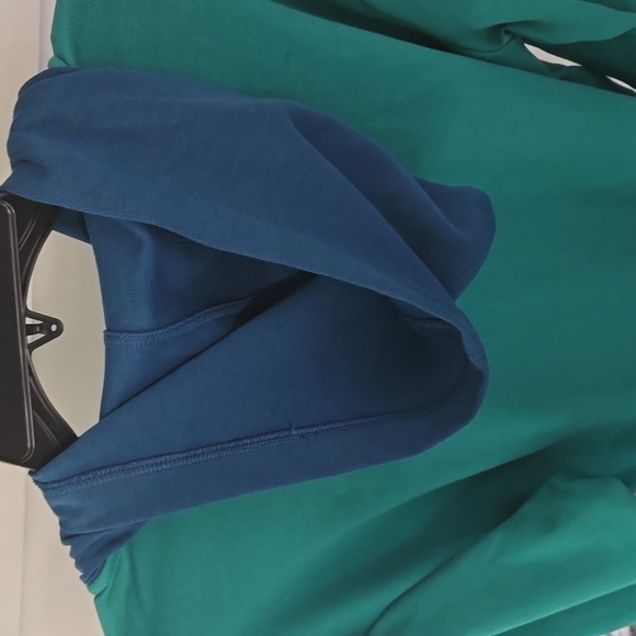 Crown & Ivy long sleeve sweater - Picture 11 of 12